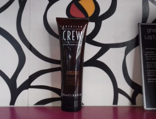 LIGHT HOLD STYLING GEL